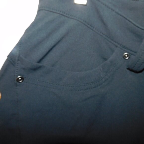 Womens Duluth Trading Hiking Pants - Picture 3 of 5